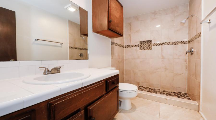 5500 McPherson Rd, Laredo, Texas 78045, 3 Bedrooms Bedrooms, 5 Rooms Rooms,2 BathroomsBathrooms,Residential,For Sale,5500 McPherson Rd,20251980