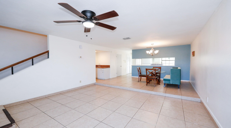 5500 McPherson Rd, Laredo, Texas 78045, 3 Bedrooms Bedrooms, 5 Rooms Rooms,2 BathroomsBathrooms,Residential,For Sale,5500 McPherson Rd,20251980