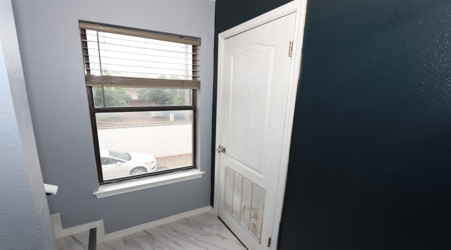 100 E Village Blvd, Laredo, Texas 78041, 2 Bedrooms Bedrooms, 5 Rooms Rooms,2 BathroomsBathrooms,Residential,For Rent,100 E Village Blvd,20252025