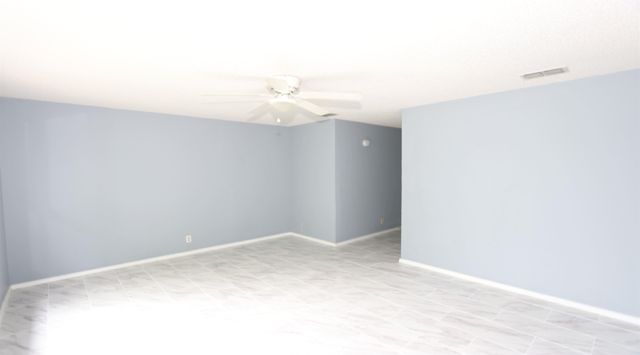 100 E Village Blvd, Laredo, Texas 78041, 2 Bedrooms Bedrooms, 5 Rooms Rooms,2 BathroomsBathrooms,Residential,For Rent,100 E Village Blvd,20252025