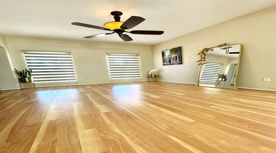 330 Kahlo Lp, Laredo, Texas 78045, 4 Bedrooms Bedrooms, 7 Rooms Rooms,3 BathroomsBathrooms,Residential,For Sale,330 Kahlo Lp,20252030