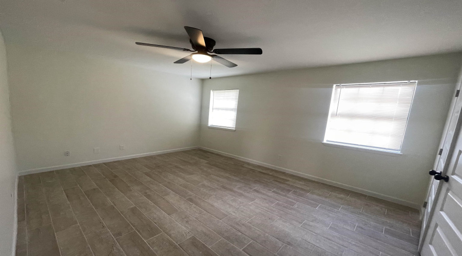 3005 E Price St, LAREDO, Texas 78043, 2 Bedrooms Bedrooms, 5 Rooms Rooms,1 BathroomBathrooms,Residential,For Rent,3005 E Price St,20252046