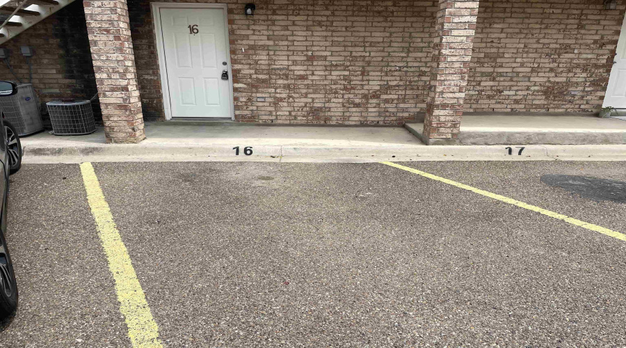 511 Shiloh Dr, LAREDO, Texas 78045, 1 Bedroom Bedrooms, 4 Rooms Rooms,1 BathroomBathrooms,Residential,For Rent,511 Shiloh Dr,20252047