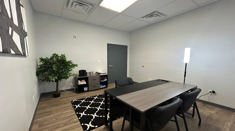 8218 Casa Verde Rd, Laredo, Texas 78041, 1 Room Rooms,3 BathroomsBathrooms,Commercial retail/office,For Sale,8218 Casa Verde Rd,20252054