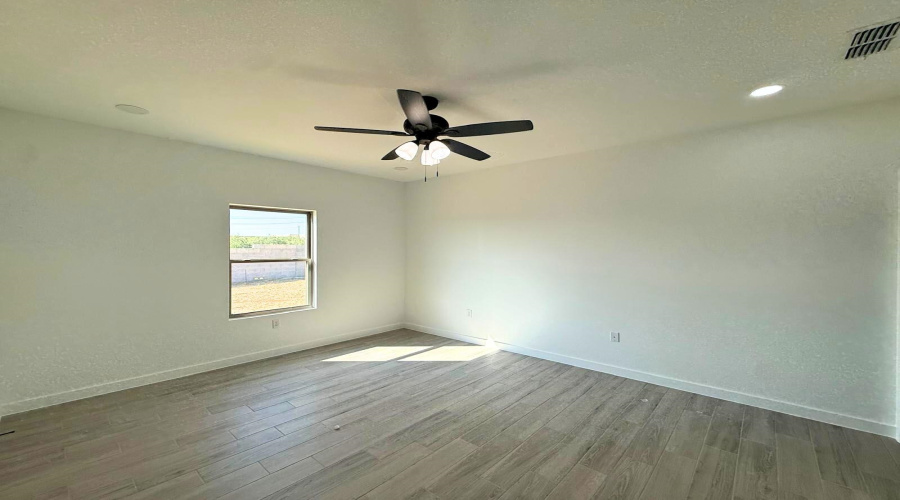 2919 Earthaven Dr, LAREDO, Texas 78046, 3 Bedrooms Bedrooms, 5 Rooms Rooms,2 BathroomsBathrooms,Residential,For Sale,2919 Earthaven Dr,20252060