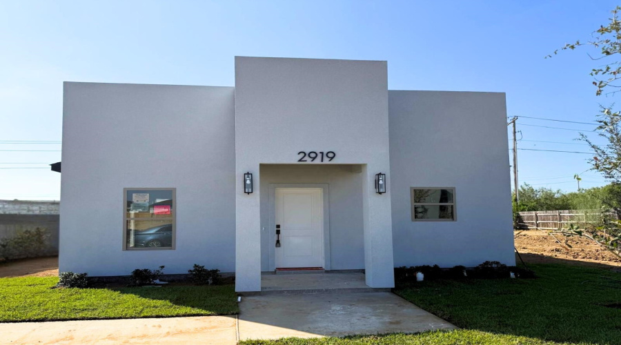 2919 Earthaven Dr, LAREDO, Texas 78046, 3 Bedrooms Bedrooms, 5 Rooms Rooms,2 BathroomsBathrooms,Residential,For Sale,2919 Earthaven Dr,20252060