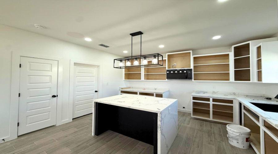 2919 Earthaven Dr, LAREDO, Texas 78046, 3 Bedrooms Bedrooms, 5 Rooms Rooms,2 BathroomsBathrooms,Residential,For Sale,2919 Earthaven Dr,20252060