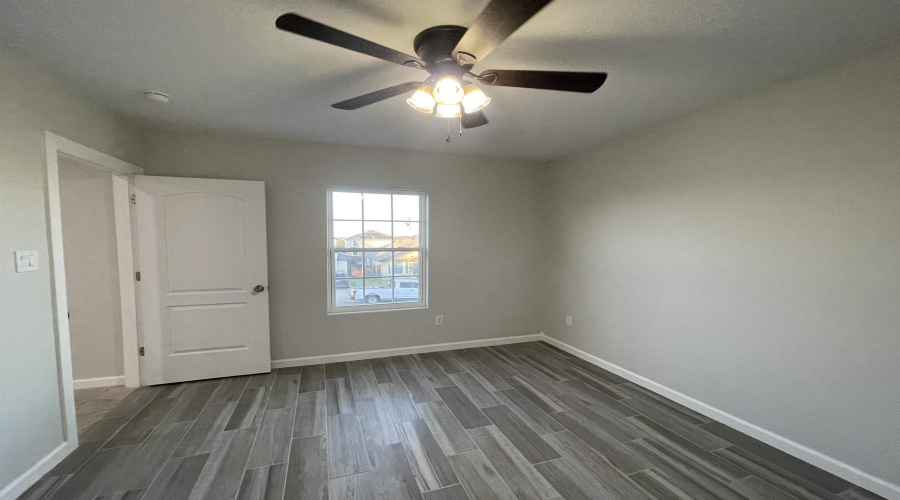 5527 Conroe St, Laredo, Texas 78046, 4 Bedrooms Bedrooms, 7 Rooms Rooms,3 BathroomsBathrooms,Residential,For Rent,5527 Conroe St,20252091