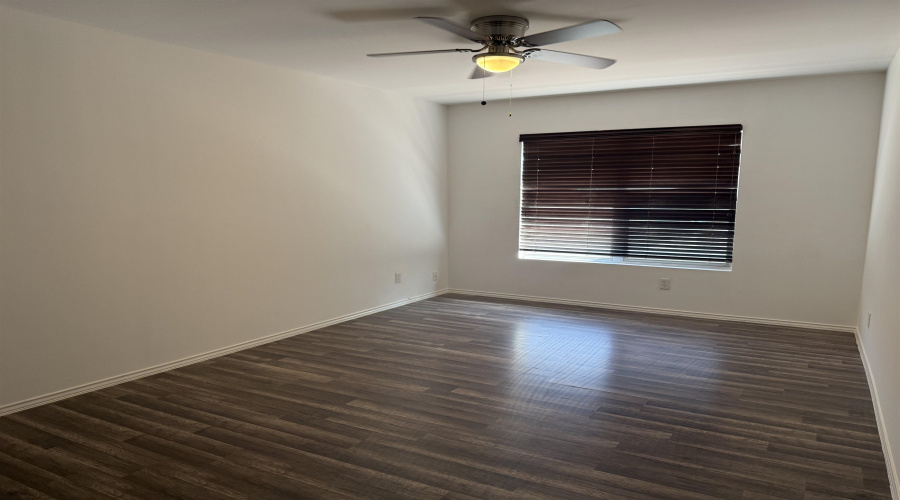 3038 St Isaac Lp, Laredo, Texas 78045, 3 Bedrooms Bedrooms, 5 Rooms Rooms,2 BathroomsBathrooms,Residential,For Sale,3038 St Isaac Lp,20251397