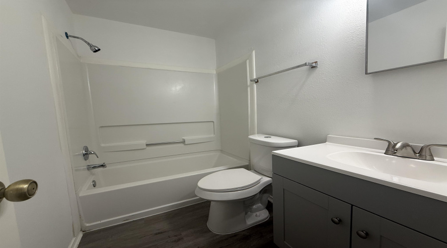 3038 St Isaac Lp, Laredo, Texas 78045, 3 Bedrooms Bedrooms, 5 Rooms Rooms,2 BathroomsBathrooms,Residential,For Sale,3038 St Isaac Lp,20251397