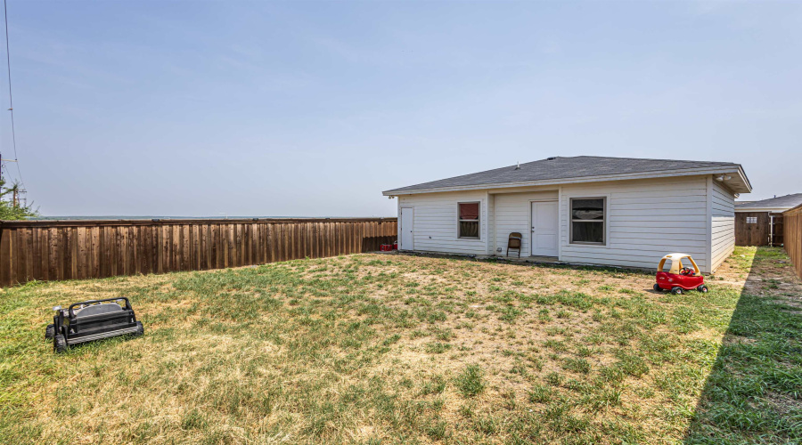 5508 Moses Lp., LAREDO, Texas 78046, 3 Bedrooms Bedrooms, 5 Rooms Rooms,2 BathroomsBathrooms,Residential,For Sale,5508 Moses Lp.,20252141