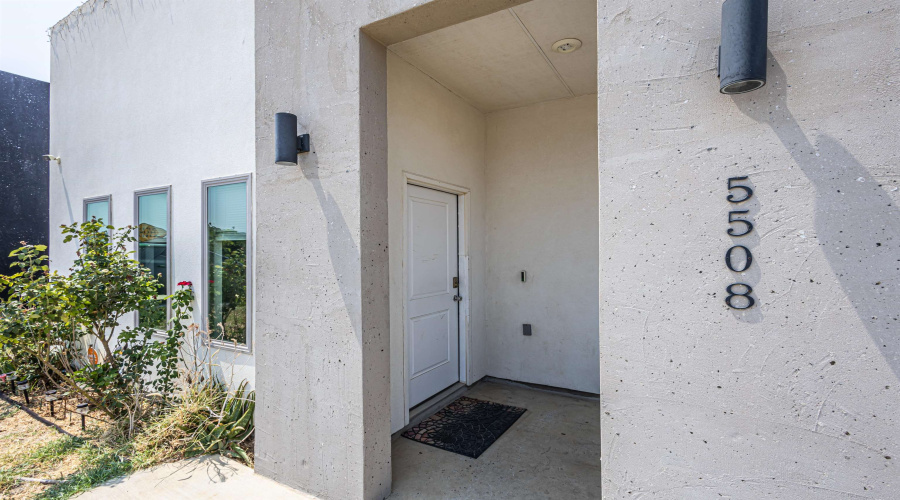 5508 Moses Lp., LAREDO, Texas 78046, 3 Bedrooms Bedrooms, 5 Rooms Rooms,2 BathroomsBathrooms,Residential,For Sale,5508 Moses Lp.,20252141