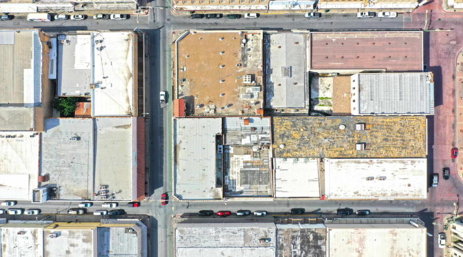 1114 Lincoln St, LAREDO, Texas 78040, 1 Room Rooms,2 BathroomsBathrooms,Commercial retail/office,For Sale,1114 Lincoln St,20244246