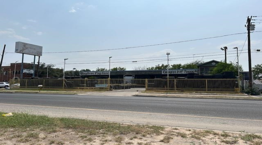 802 Callaghan St, Laredo, Texas 78040, ,3 BathroomsBathrooms,Commercial retail/office,For Sale,802 Callaghan St,20252162