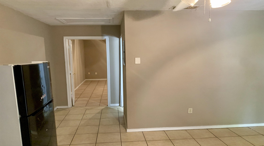 3415 Flores Ave, Laredo, Texas 78040, ,Multi-family,For Sale,3415 Flores Ave,20232186