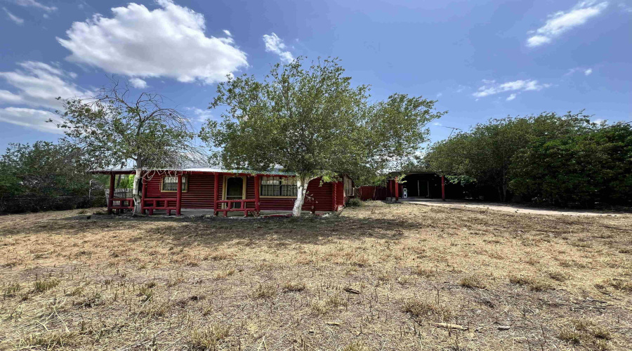 5311 Grande Lane, Zapata, Texas 78076, 2 Bedrooms Bedrooms, 3 Rooms Rooms,1 BathroomBathrooms,Residential,For Sale,5311 Grande Lane,20252212