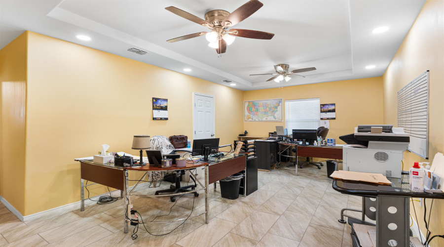 307 Sulfur Mine Rd, Laredo, Texas 78045, 1 Bedroom Bedrooms, 51 Rooms Rooms,4 BathroomsBathrooms,Commercial/industrial,For Sale,307 Sulfur Mine Rd,20252208