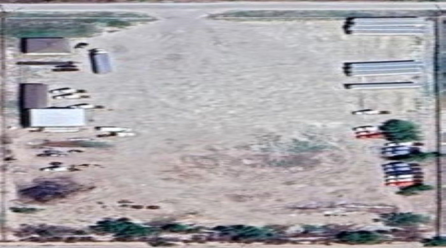 307 Sulfur Mine Rd, Laredo, Texas 78045, 1 Bedroom Bedrooms, 51 Rooms Rooms,4 BathroomsBathrooms,Commercial/industrial,For Sale,307 Sulfur Mine Rd,20252208