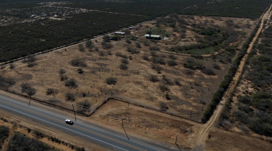 20500 N U.S. Hwy 83, Laredo, Texas 78045, 1 Bedroom Bedrooms, 51 Rooms Rooms,1 BathroomBathrooms,Commercial/industrial,For Sale,20500 N U.S. Hwy 83,20252210