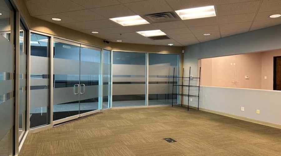 6909 Springfield Ave, Laredo, Texas 78041, 1 Room Rooms,1 BathroomBathrooms,Commercial retail/office,For Rent,6909 Springfield Ave,20252228