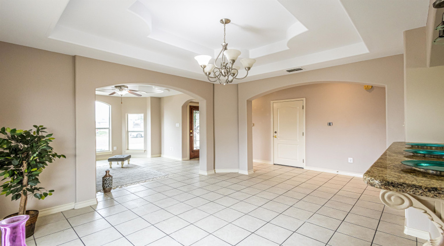 17201 Running Doe St, LAREDO, Texas 78045, 3 Bedrooms Bedrooms, 5 Rooms Rooms,2 BathroomsBathrooms,Residential,For Sale,17201 Running Doe St,20252287