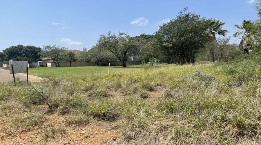 307 Muller Memorial Blvd, Laredo, Texas 78045-4119, ,Land,For Sale,307 Muller Memorial Blvd,20242212