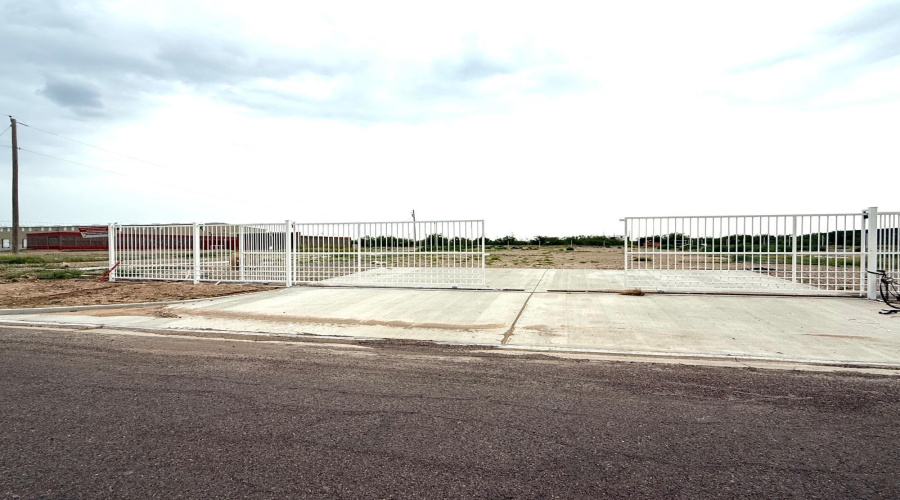 216 Lampazos Lp, Laredo, Texas 78045, ,Land,For Rent,216 Lampazos Lp,20252338