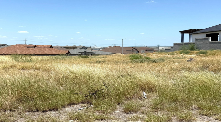 70 Finca Loop, Laredo, Texas 78045, ,Land,For Sale,70 Finca Loop,20252389