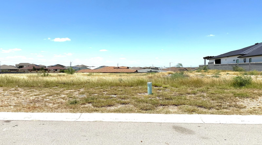 70 Finca Loop, Laredo, Texas 78045, ,Land,For Sale,70 Finca Loop,20252389
