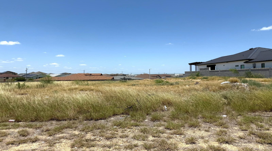 70 Finca Loop, Laredo, Texas 78045, ,Land,For Sale,70 Finca Loop,20252389