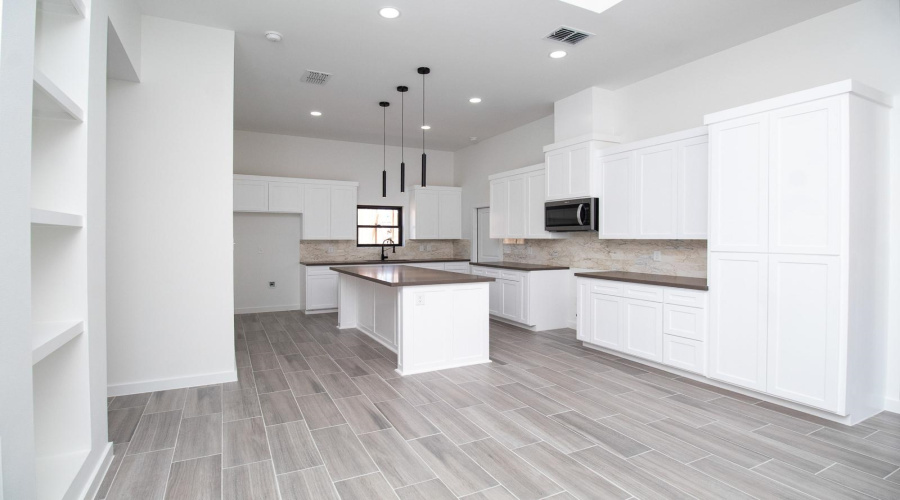 3704 Yoyis St., LAREDO, Texas 78046, 4 Bedrooms Bedrooms, 6 Rooms Rooms,2 BathroomsBathrooms,Residential,For Sale,3704 Yoyis St.,20252390 3704 Yoyis St., LAREDO, Texas 78046, 4 Bedrooms Bedrooms, 6 Rooms Rooms,2 BathroomsBathrooms,Residential,For Sale,3704 Yoyis St.,20252390