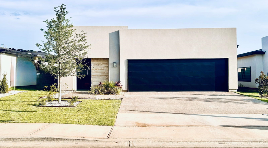 3821 Yoyis St., LAREDO, Texas 78046, 4 Bedrooms Bedrooms, 6 Rooms Rooms,2 BathroomsBathrooms,Residential,For Sale,3821 Yoyis St.,20252391 3821 Yoyis St., LAREDO, Texas 78046, 4 Bedrooms Bedrooms, 6 Rooms Rooms,2 BathroomsBathrooms,Residential,For Sale,3821 Yoyis St.,20252391
