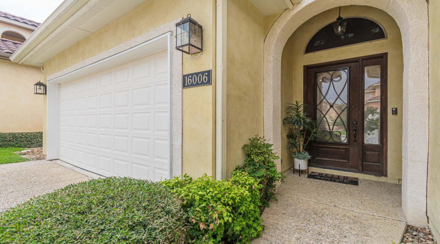 16006 N Huebner Blf, San Antonio, Texas 78248, 3 Bedrooms Bedrooms, 7 Rooms Rooms,2 BathroomsBathrooms,Residential,For Sale,16006 N Huebner Blf,20252416