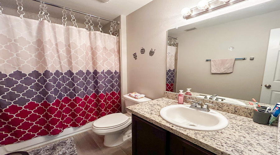 8723 Shiloh Rock Dr., Laredo, Texas 78045, 3 Bedrooms Bedrooms, 6 Rooms Rooms,2 BathroomsBathrooms,Residential,For Rent,8723 Shiloh Rock Dr.,20252422