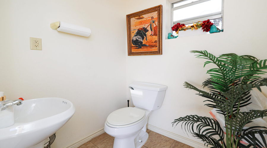 1847 Mangana-Hein Rd, LAREDO, Texas 78046, 3 Bedrooms Bedrooms, 6 Rooms Rooms,3 BathroomsBathrooms,Residential,For Sale,1847 Mangana-Hein Rd,20252424