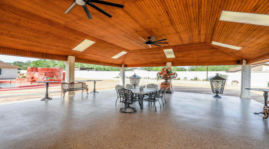 1847 Mangana-Hein Rd, LAREDO, Texas 78046, 3 Bedrooms Bedrooms, 6 Rooms Rooms,3 BathroomsBathrooms,Residential,For Sale,1847 Mangana-Hein Rd,20252424