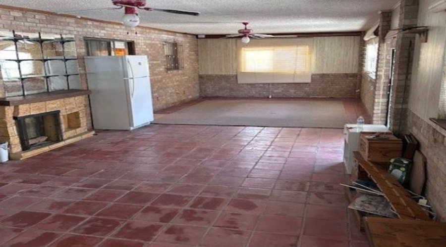 4615 Retama Dr, Laredo, Texas 78041, 3 Bedrooms Bedrooms, 5 Rooms Rooms,2 BathroomsBathrooms,Residential,For Sale,4615 Retama Dr,20252443