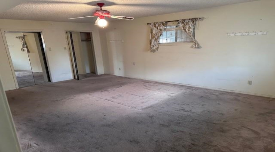 4615 Retama Dr, Laredo, Texas 78041, 3 Bedrooms Bedrooms, 5 Rooms Rooms,2 BathroomsBathrooms,Residential,For Sale,4615 Retama Dr,20252443