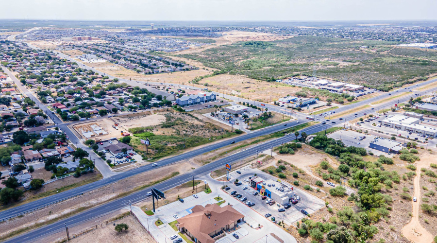 3511 US Highway 83, LAREDO, Texas 78046, ,Land,For Sale,3511 US Highway 83,20252451