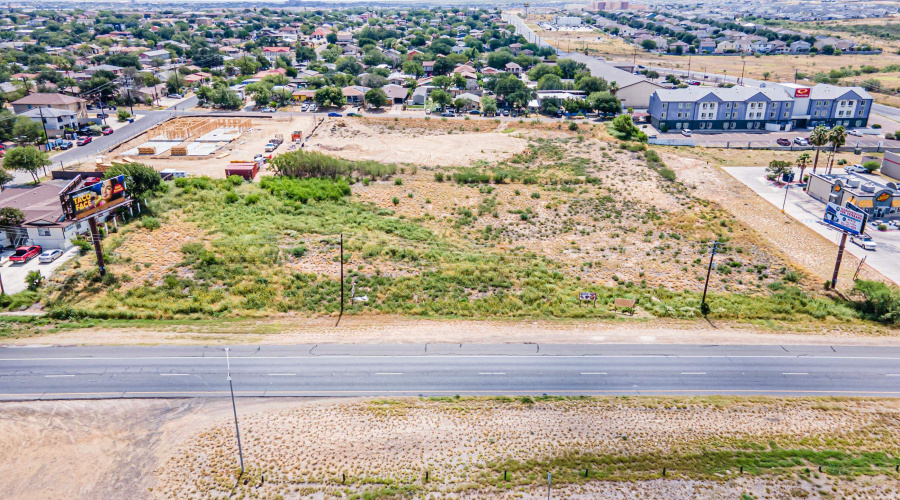 3511 US Highway 83, LAREDO, Texas 78046, ,Land,For Sale,3511 US Highway 83,20252451