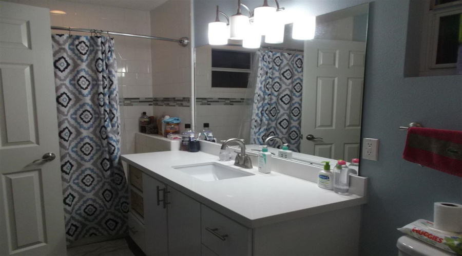 13136 Kickapoo Dr, Laredo, Texas 78045, 3 Bedrooms Bedrooms, 5 Rooms Rooms,2 BathroomsBathrooms,Residential,For Sale,13136 Kickapoo Dr,20252487 13136 Kickapoo Dr, Laredo, Texas 78045, 3 Bedrooms Bedrooms, 5 Rooms Rooms,2 BathroomsBathrooms,Residential,For Sale,13136 Kickapoo Dr,20252487