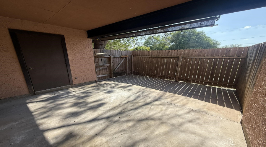 5500 McPherson Rd, Laredo, Texas 78041-0000, 3 Bedrooms Bedrooms, 5 Rooms Rooms,2 BathroomsBathrooms,Residential,For Sale,5500 McPherson Rd,20252510
