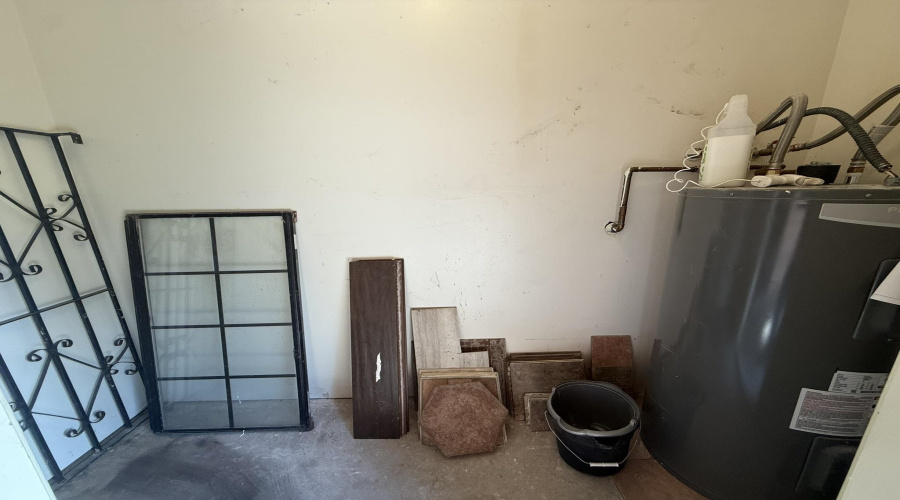 5500 McPherson Rd, Laredo, Texas 78041-0000, 3 Bedrooms Bedrooms, 5 Rooms Rooms,2 BathroomsBathrooms,Residential,For Sale,5500 McPherson Rd,20252510