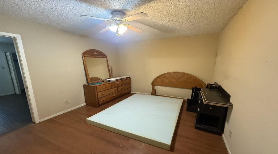 5500 McPherson Rd, Laredo, Texas 78041-0000, 3 Bedrooms Bedrooms, 5 Rooms Rooms,2 BathroomsBathrooms,Residential,For Sale,5500 McPherson Rd,20252510