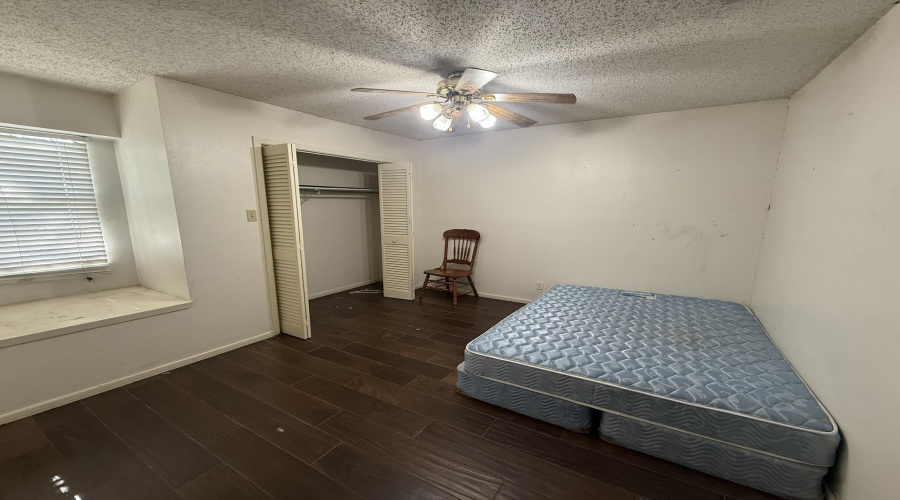 5500 McPherson Rd, Laredo, Texas 78041-0000, 3 Bedrooms Bedrooms, 5 Rooms Rooms,2 BathroomsBathrooms,Residential,For Sale,5500 McPherson Rd,20252510