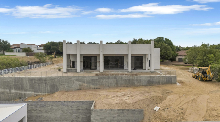 110 Song Bird Ln, LAREDO, Texas 78045, 4 Bedrooms Bedrooms, 10 Rooms Rooms,3 BathroomsBathrooms,Residential,For Sale,110 Song Bird Ln,20252519