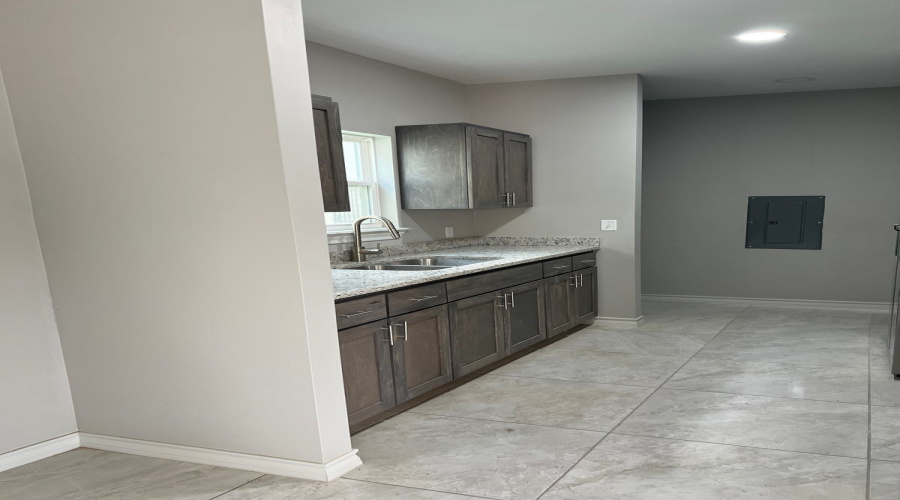 1201 Gage Ave, Laredo, Texas 78046, 1 Bedroom Bedrooms, 2 Rooms Rooms,1 BathroomBathrooms,Residential,For Rent,1201 Gage Ave,20252520