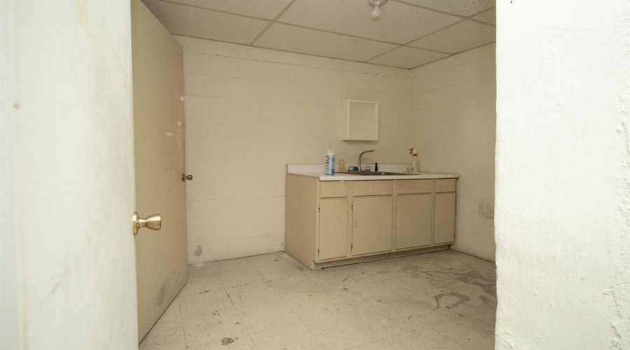 501 Estrella Dr, Roma, Texas 78584, 1 Room Rooms,1 BathroomBathrooms,Commercial retail/office,For Rent,501 Estrella Dr,20190941