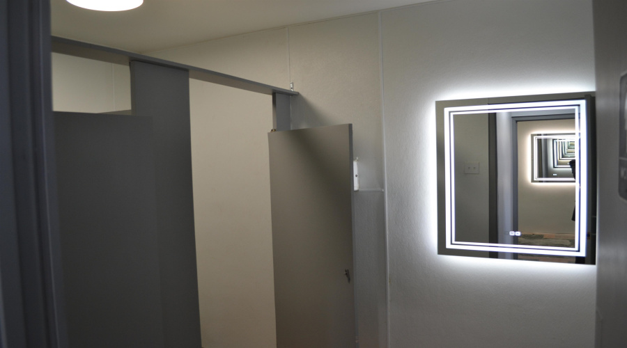 4910 San Bernardo Ave, Laredo, Texas 78041, 1 Room Rooms,4 BathroomsBathrooms,Commercial retail/office,For Rent,4910 San Bernardo Ave,20241723