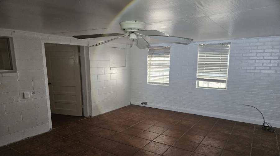 1712 San Eduardo Ave, Laredo, Texas 78040, 3 Bedrooms Bedrooms, 6 Rooms Rooms,2 BathroomsBathrooms,Residential,For Sale,1712 San Eduardo Ave,20252542 1712 San Eduardo Ave, Laredo, Texas 78040, 3 Bedrooms Bedrooms, 6 Rooms Rooms,2 BathroomsBathrooms,Residential,For Sale,1712 San Eduardo Ave,20252542